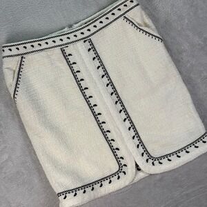 Dolan Women's Cream Textured Mini Skirt Black Trim Pocket Detail Size M NWT‎